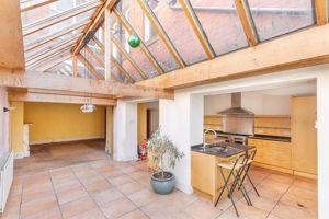 Photo 5- click for photo gallery